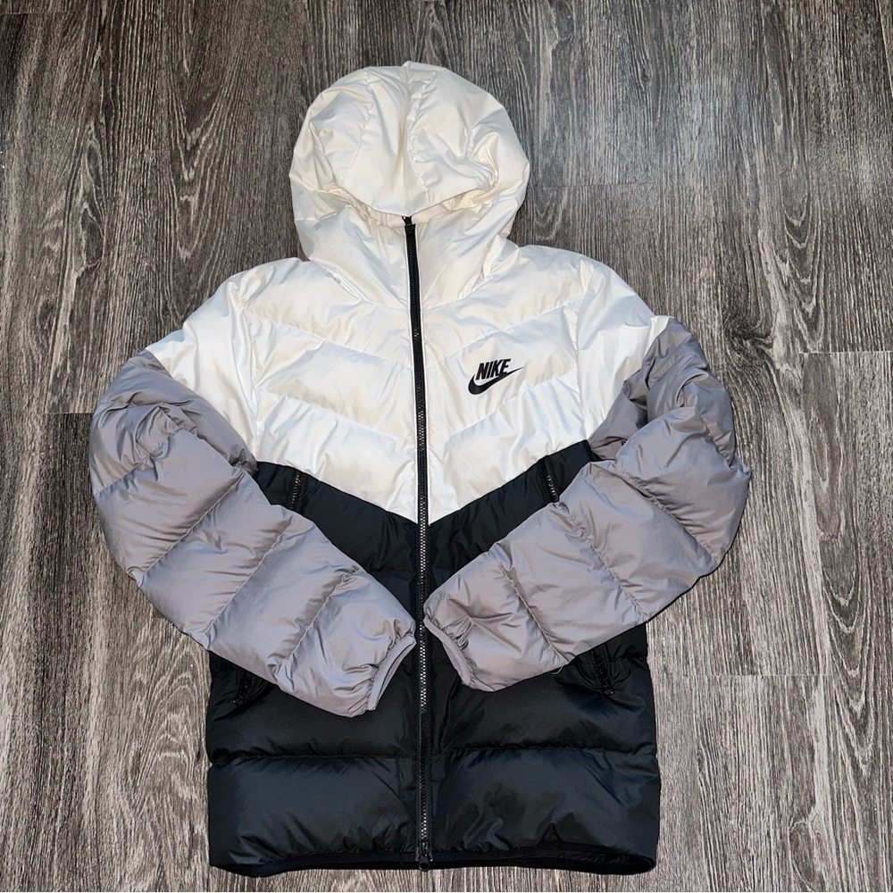 nike puffer jacket